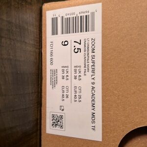 Brand New with tags. NIKE Zoom Superfly 9 Academy MDS Turf Soccer Cleats